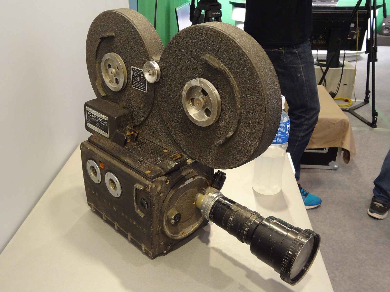 Front three-quarter view of the Pro-600 Special showing its data plate, twin magazines and Angénieux zoom lens.